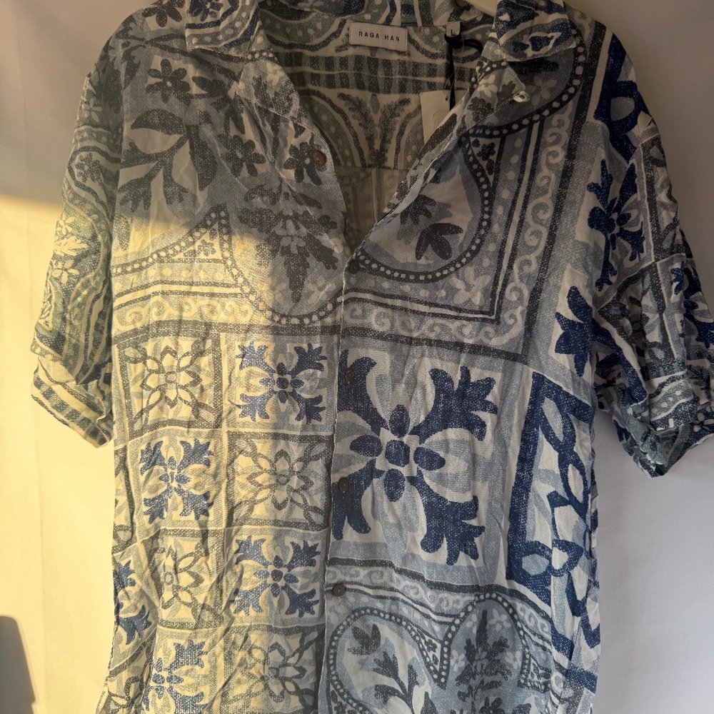 Raga Man Summer shirt. indigo Hawaiian pattern. have the shorts too!